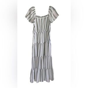 Monteau Los Angeles Tiered Maxi Dress – XS